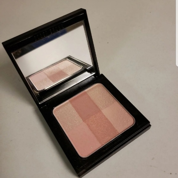 Bobbi Brown makeup - Picture 2 of 3